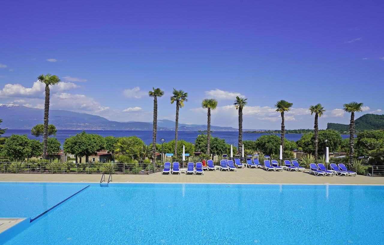 Onda Blu Resort Manerba del Garda Esterno foto