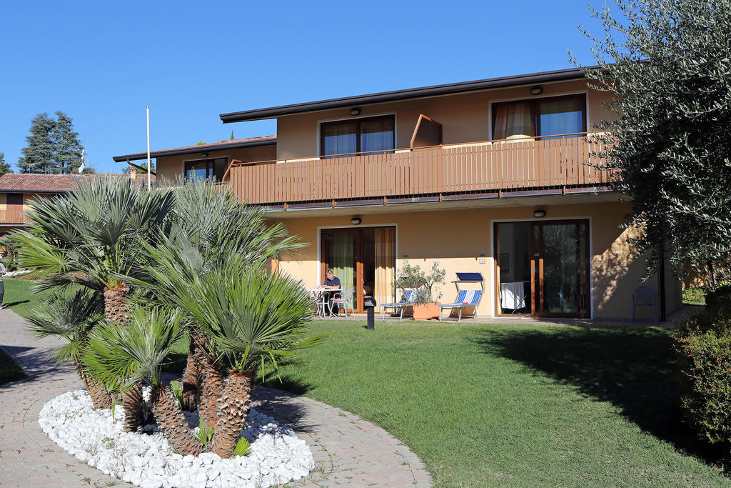 Onda Blu Resort Manerba del Garda Esterno foto