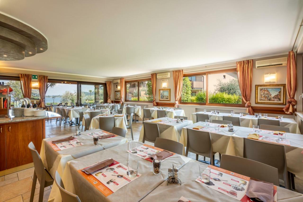 Onda Blu Resort Manerba del Garda Esterno foto