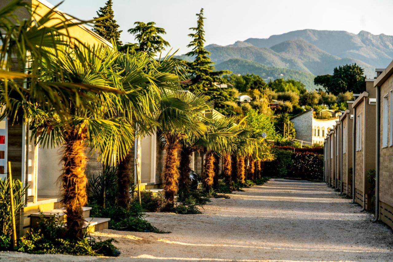 Onda Blu Resort Manerba del Garda Esterno foto