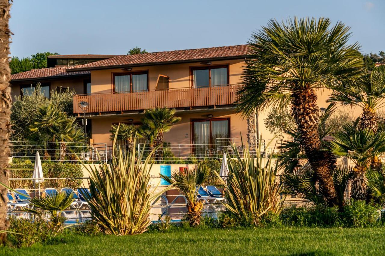 Onda Blu Resort Manerba del Garda Esterno foto