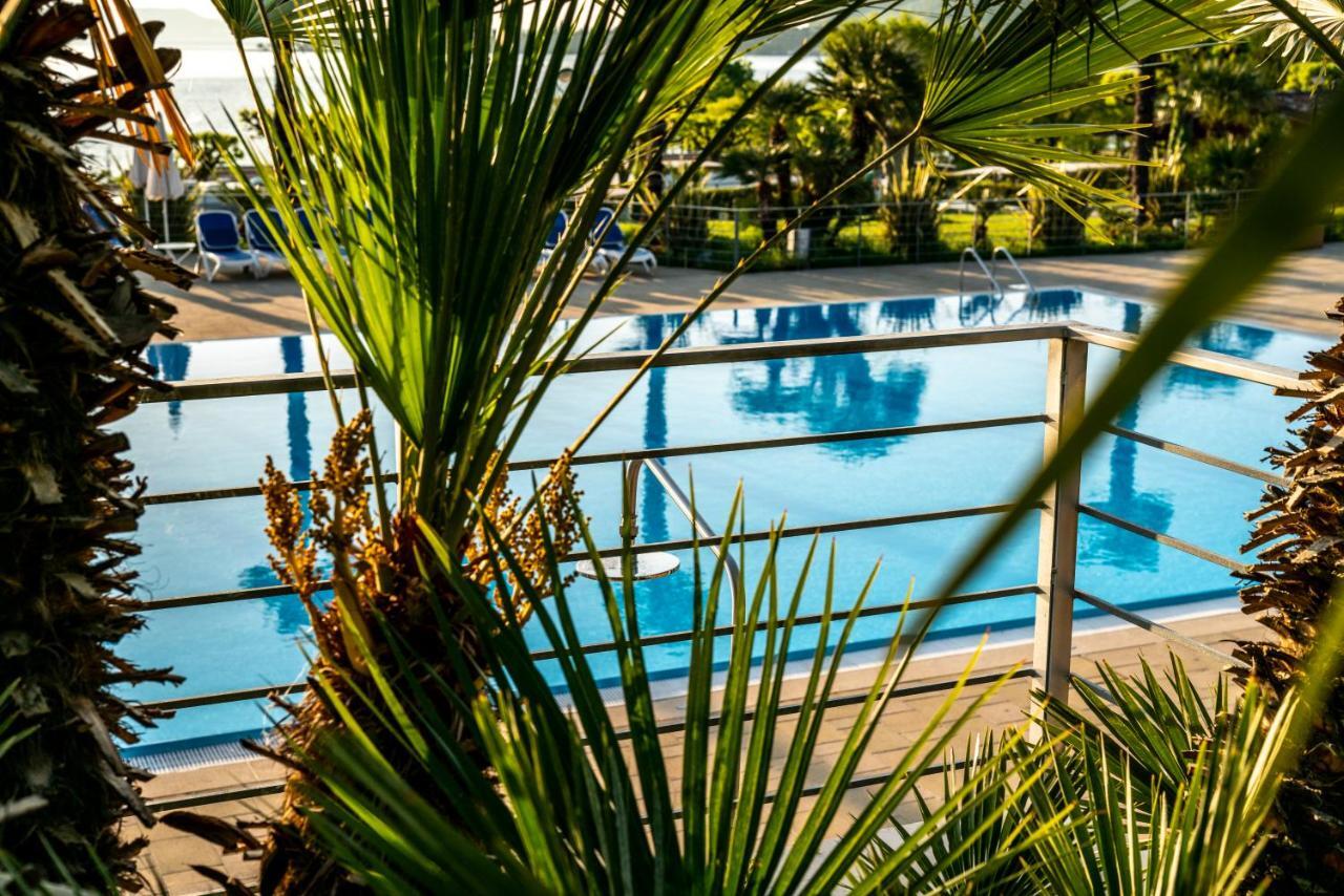 Onda Blu Resort Manerba del Garda Esterno foto